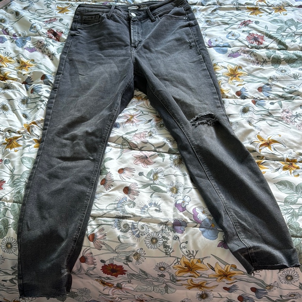 Old Navy Gray Skinny Jeans Classic Style